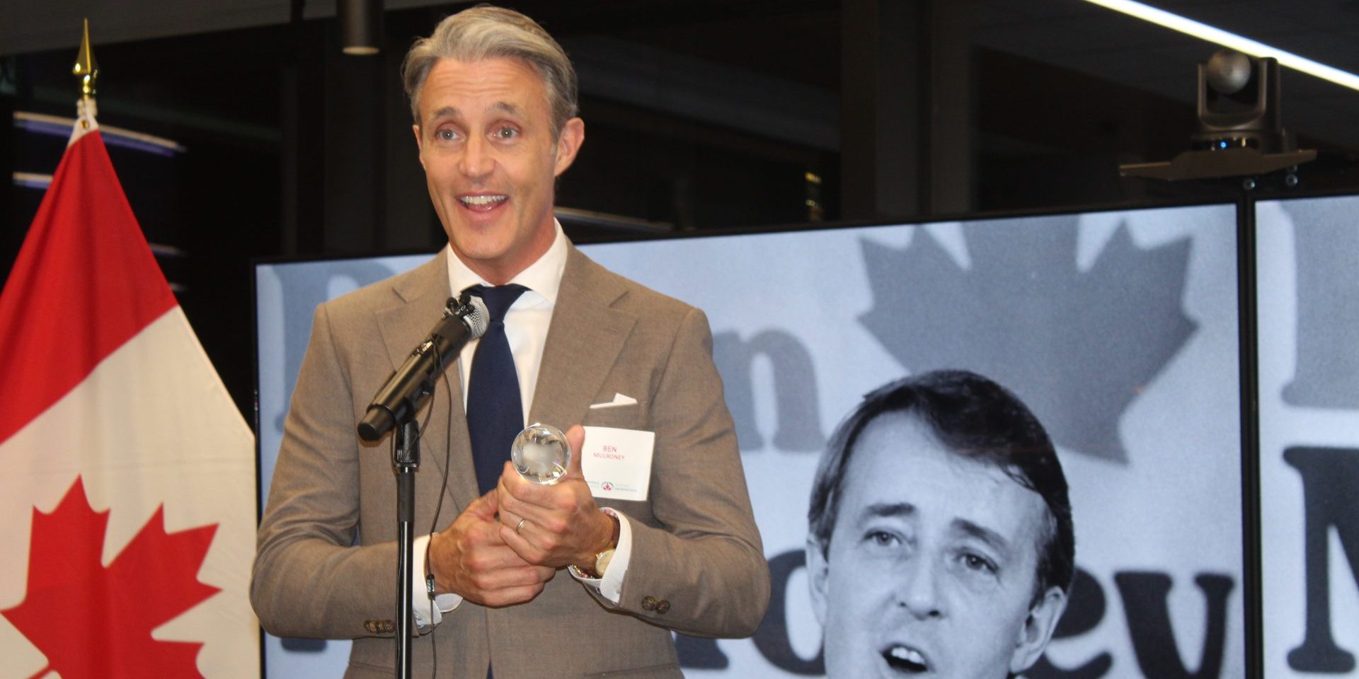 Ben Mulroney accepts the 2024 Democracy Award on behalf of his late-father, Brian Mulroney on Oct. 23, at the annual reception hosted by The Parliamentary Centre and the British High Commission.