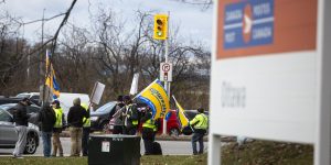 Canada Post workers picket