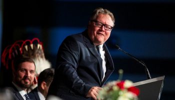 568A0076_46.t663a3432.m1200.x-Njr5eoS